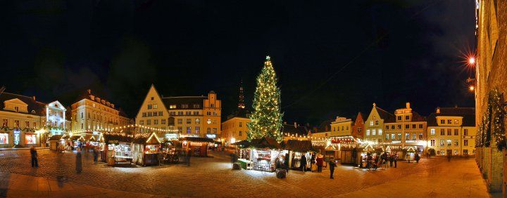 новорічну прикрасу головної площі Талліна