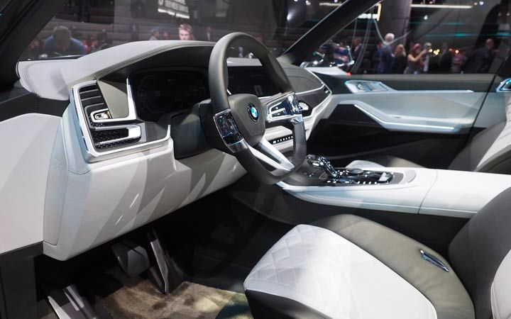 Салон BMW X7 2019