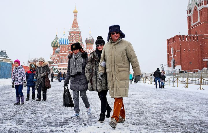 Москвичі на Червоній площі взимку