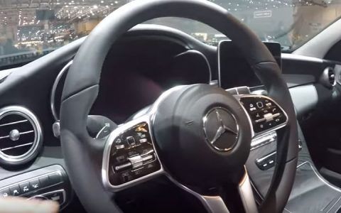 Новий кермо Mercedes С-Class 2019