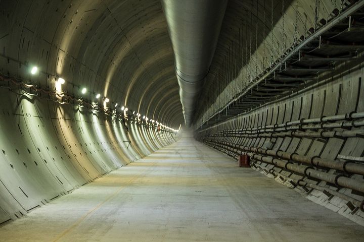Тунель в метро