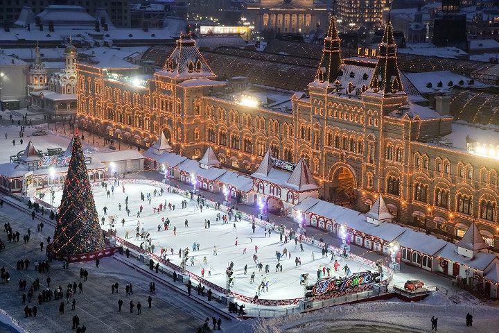 прикрашена площа в Москві