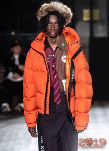 Помаранчеві куртки чоловіча мода сезону осінь-зима 2019-2020