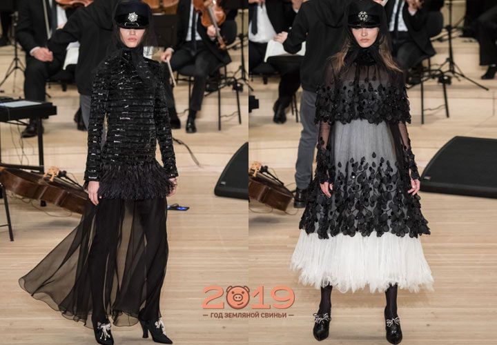 Розкішне плаття від Шанель осінь-зима 2018-2019