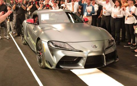 Перша Toyota Supra 2020 була виставлена ​​на аукціон