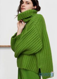 Яскравий об'ємний светр осінь-зима 2019-2020