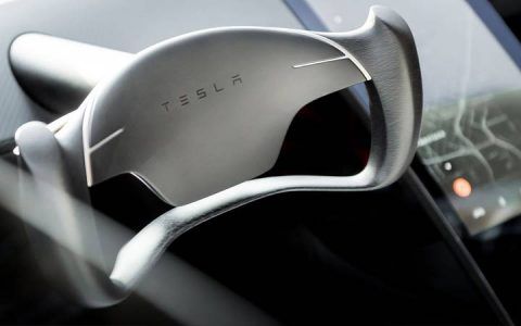 Новий кермо Tesla Roadster 2020 року