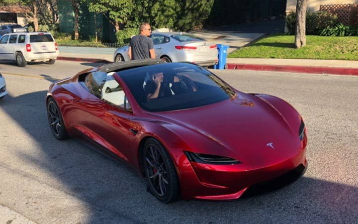 Екстер'єр Tesla Roadster 2020 року