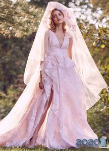 Рожеве весільне плаття 2020 року