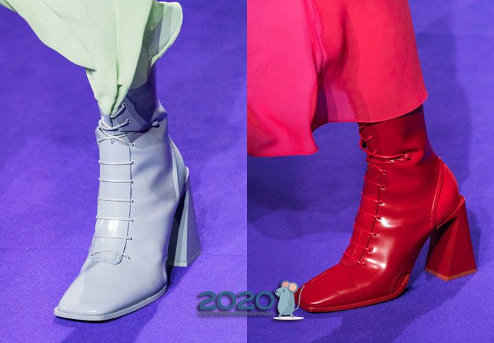 Модні чоботи з квадратним носком осінь-зима 2019-2020