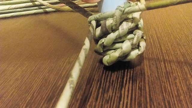 плетіння паперовими трубочками
