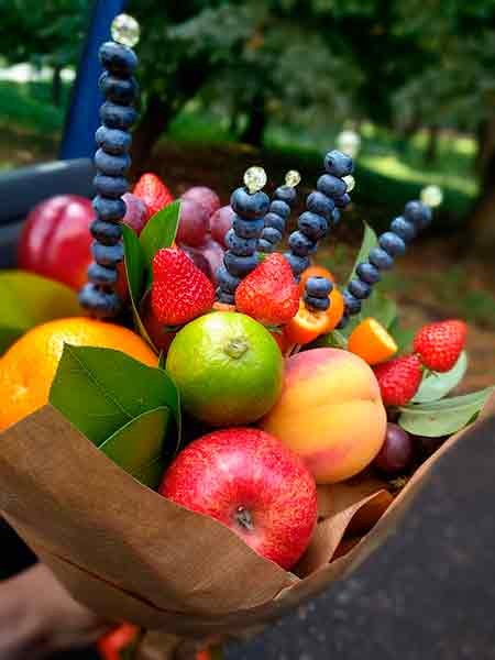 букет з фруктів