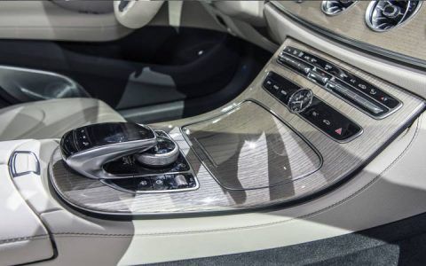 Пульт управління мультимедійною системою Mercedes CLS 2019