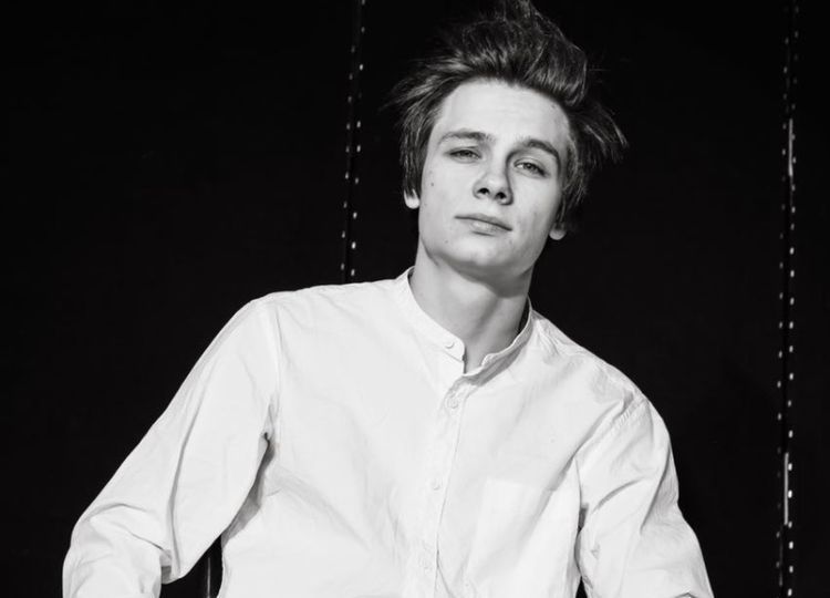 gosti-film-2019-goda-7 Михайло Мещеряков