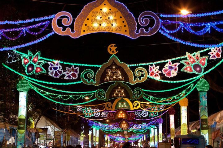 святкове прикрашання вулиці